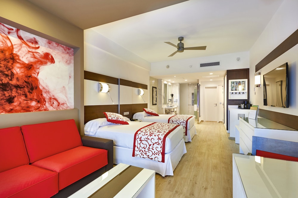 Hotel Riu Palace Costa Mujeres - All Inclusive — Hotel rooms in Playa Mujeres, Quintana Roo
