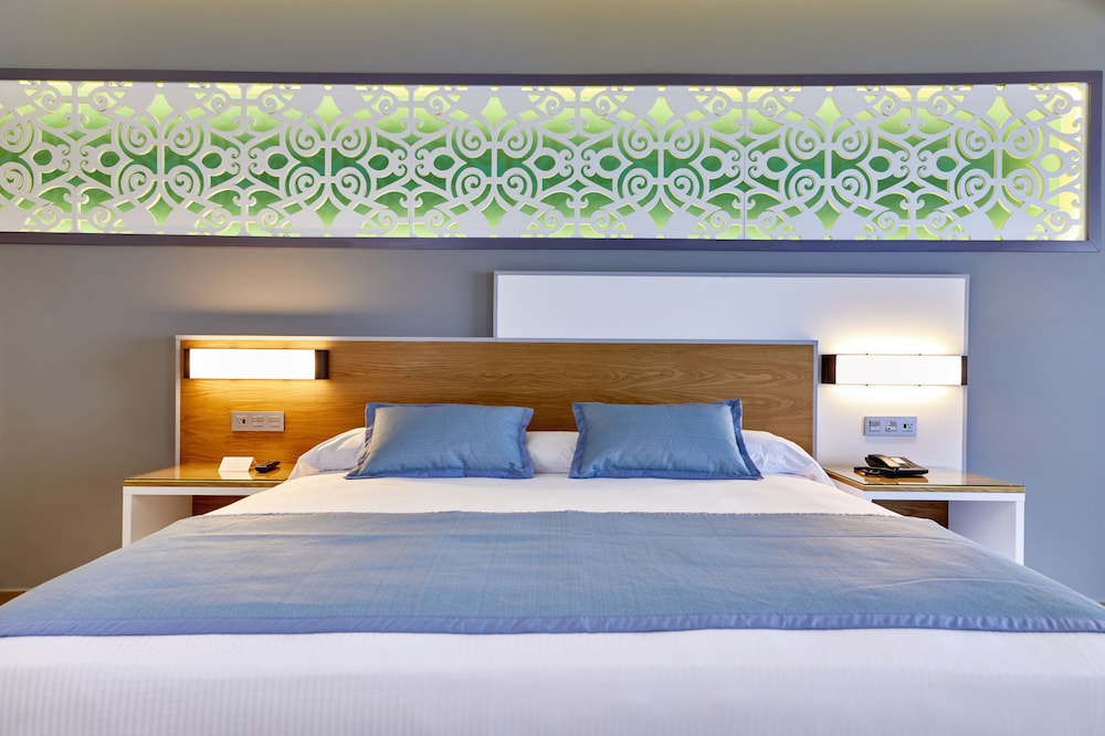 Hotel Riu Palace Costa Mujeres - All Inclusive — Hotel rooms in Playa Mujeres, Quintana Roo