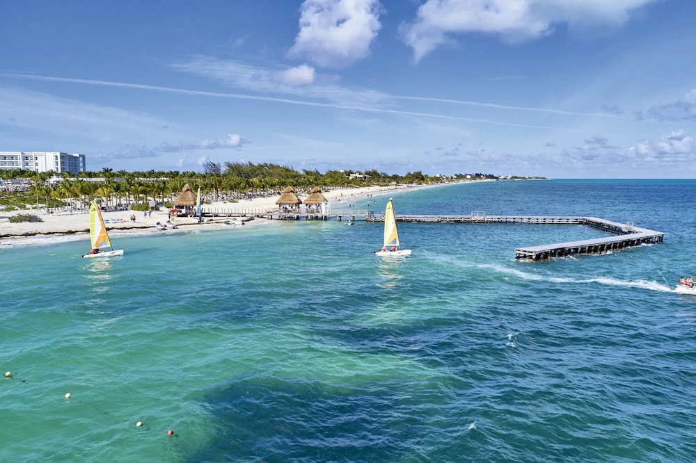 Hotel Riu Palace Costa Mujeres - All Inclusive — Beach in Playa Mujeres, Quintana Roo