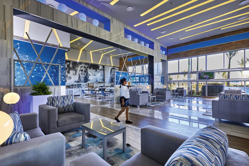 Hotel Riu Palace Costa Mujeres - All Inclusive — Restaurant & bars in Playa Mujeres, Quintana Roo