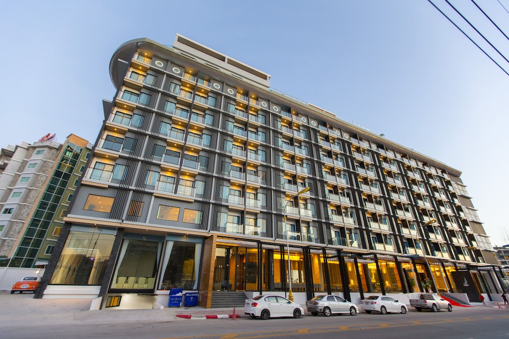 The Marina Phuket Hotel — Hotel building in Patong Beach, Phuket Province