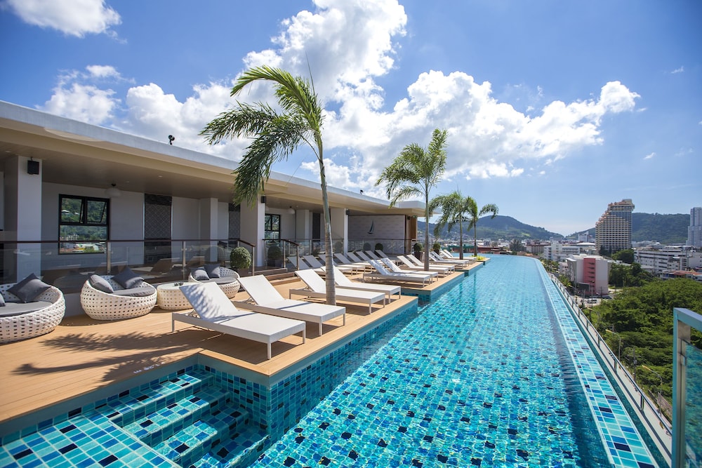 The Marina Phuket Hotel — Swimming pool in Patong Beach, Phuket Province