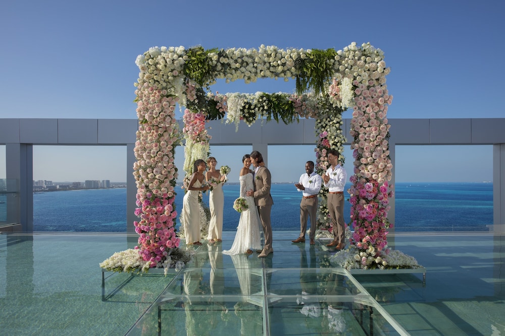Amare Cancun Adults Only All-Inclusive Resort, Curio Hilton — Sports & recreation in Cancun, Quintana Roo