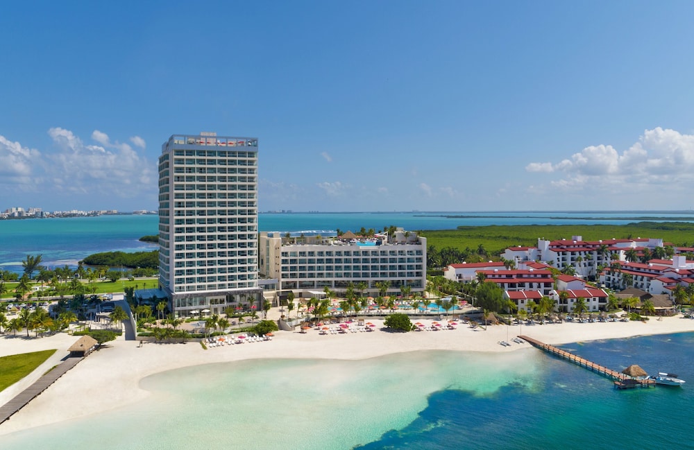 Amare Cancun Adults Only All-Inclusive Resort, Curio Hilton — Beach in Cancun, Quintana Roo