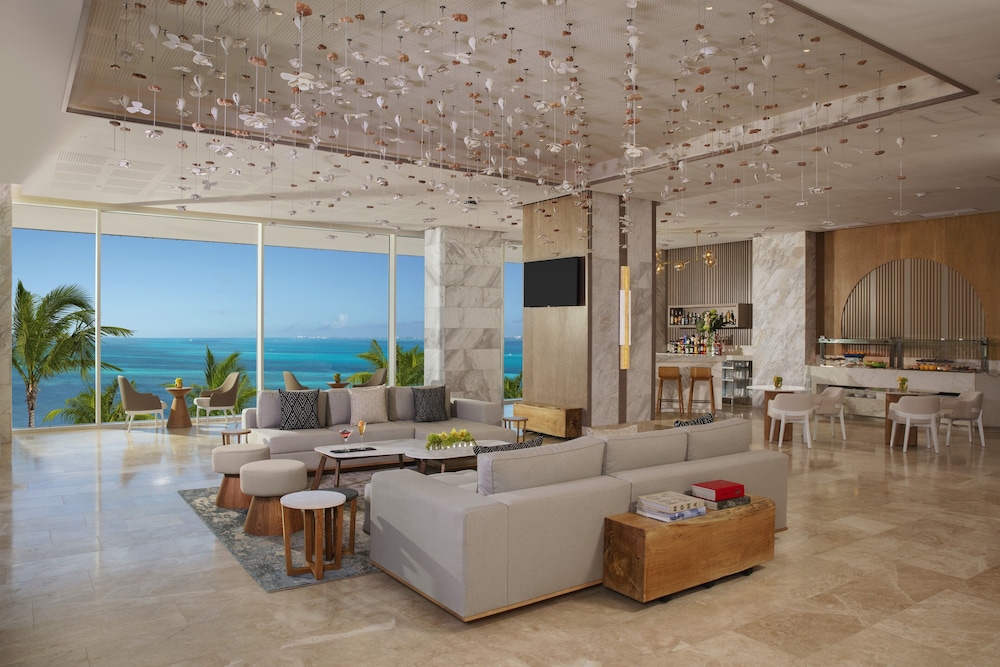 Amare Cancun Adults Only All-Inclusive Resort, Curio Hilton — Hotel rooms in Cancun, Quintana Roo