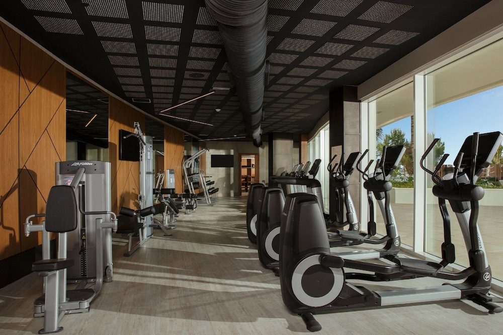 Amare Cancun Adults Only All-Inclusive Resort, Curio Hilton — Sports & recreation in Cancun, Quintana Roo