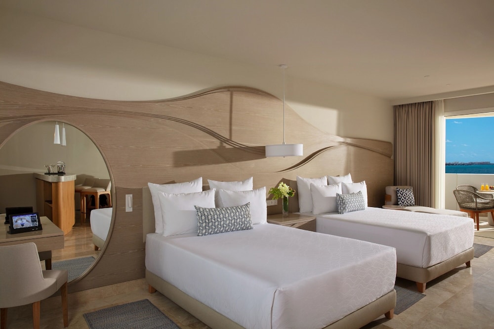 Amare Cancun Adults Only All-Inclusive Resort, Curio Hilton — Hotel rooms in Cancun, Quintana Roo