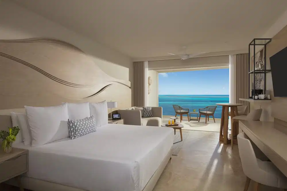 Amare Cancun Adults Only All-Inclusive Resort, Curio Hilton — Hotel rooms in Cancun, Quintana Roo