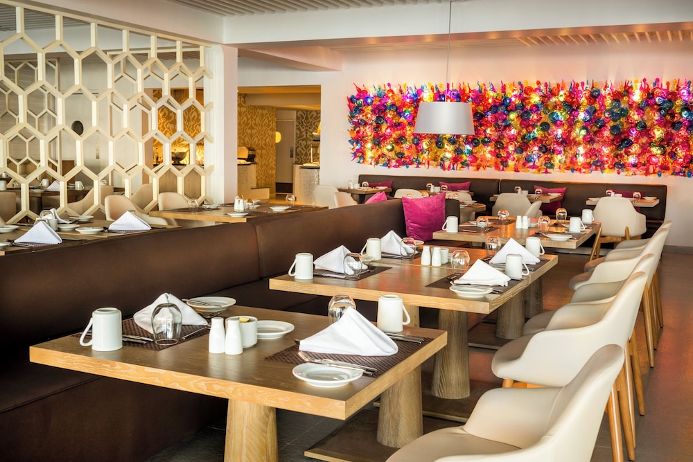 Azul Beach Resort Negril, Gourmet All Inclusive by Karisma — Restaurant & bars in Negril