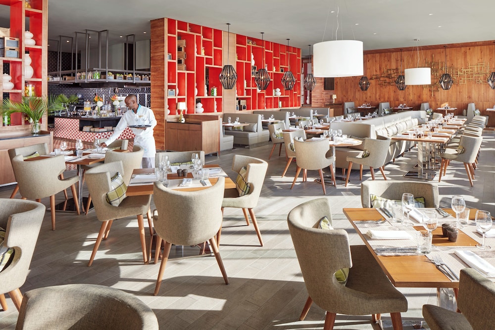 Azul Beach Resort Negril, Gourmet All Inclusive by Karisma — Restaurant & bars in Negril