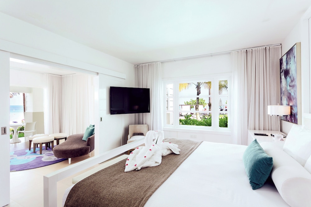 Azul Beach Resort Negril, Gourmet All Inclusive by Karisma — Hotel rooms in Negril