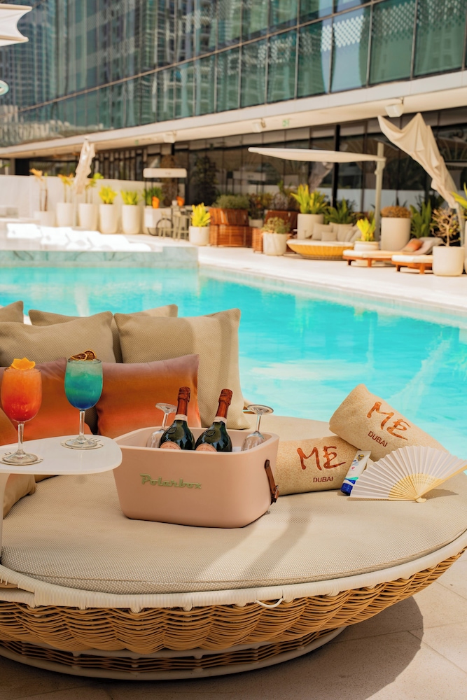 ME Dubai by Meliá — Swimming pool in Dubai