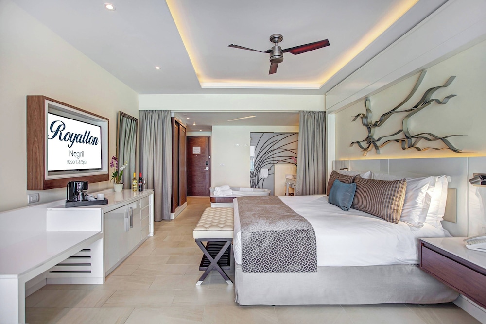 Royalton Negril, An Autograph Collection All-Inclusive Resort — Hotel rooms in Negril