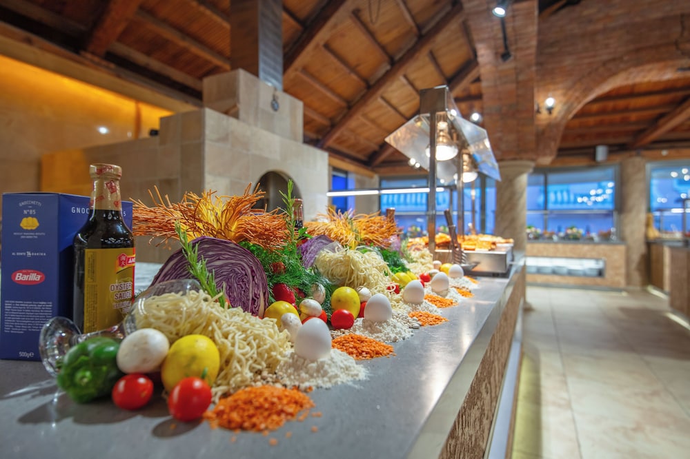 Ölüdeniz Turquoise Hotel — Restaurant & bars in Fethiye, Mugla