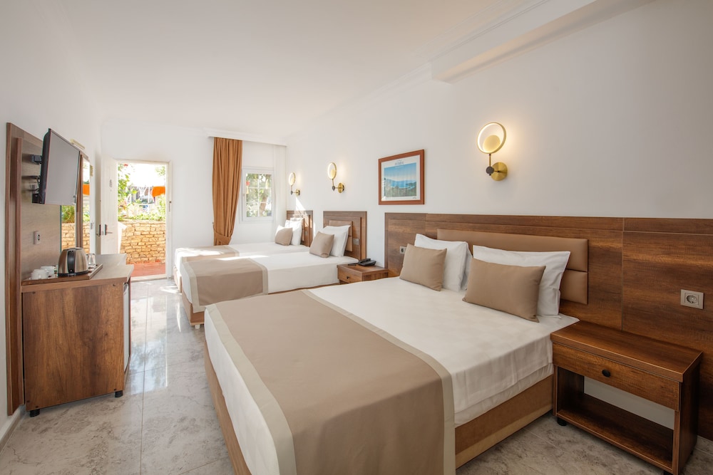 Ölüdeniz Turquoise Hotel — Hotel rooms in Fethiye, Mugla