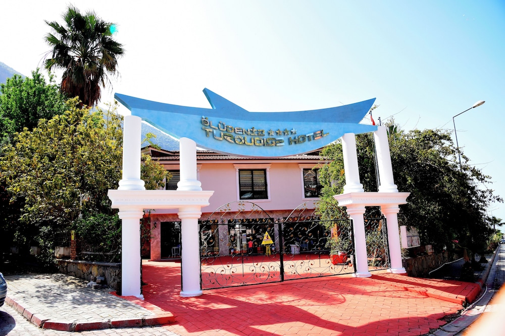 Ölüdeniz Turquoise Hotel — Hotel building in Fethiye, Mugla