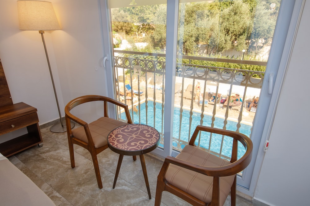 Ölüdeniz Turquoise Hotel — Hotel rooms in Fethiye, Mugla