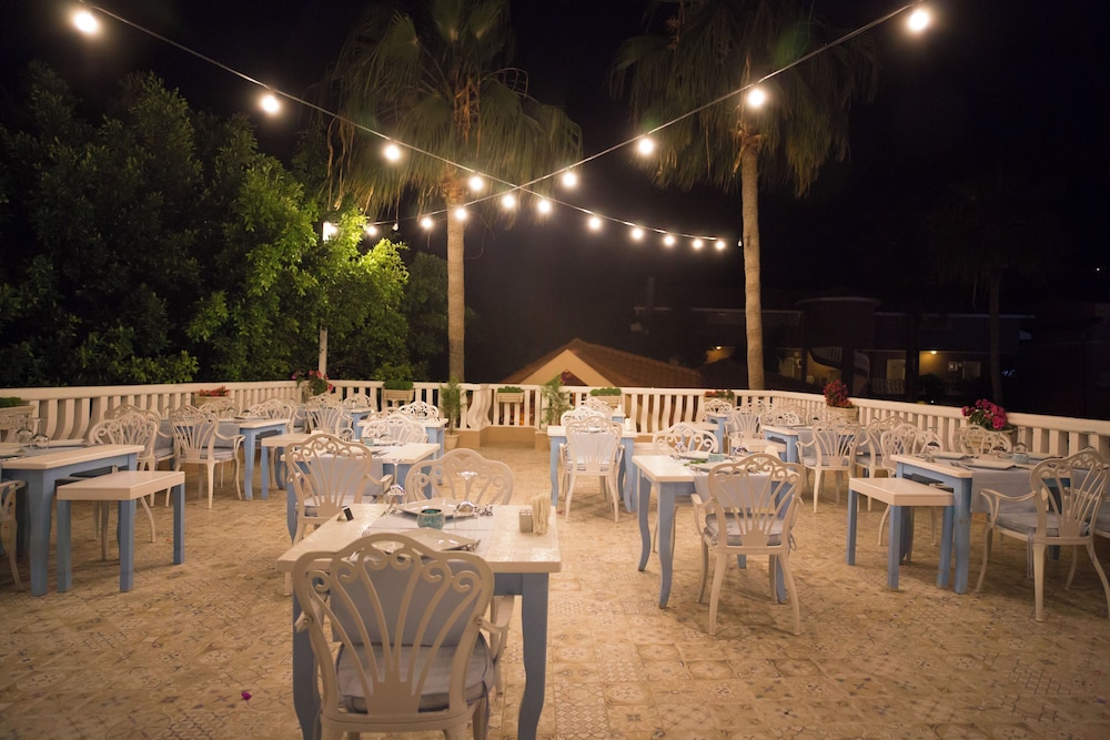 Ölüdeniz Turquoise Hotel — Restaurant & bars in Fethiye, Mugla