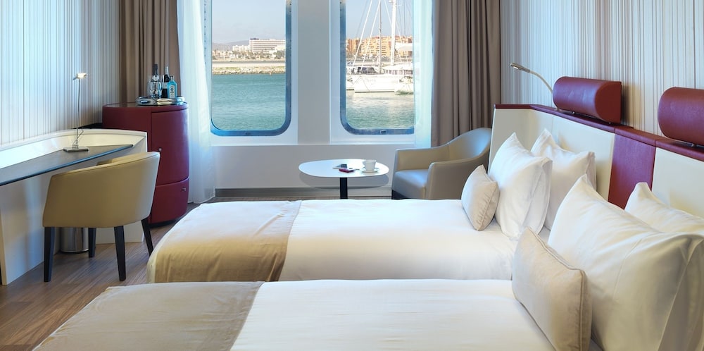 Sunborn Gibraltar Yacht Hotel Resort — Hotel rooms in Gibraltar