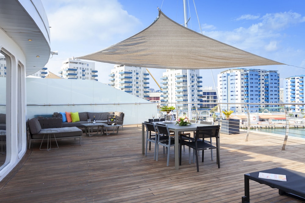 Sunborn Gibraltar Yacht Hotel Resort — Restaurant & bars in Gibraltar