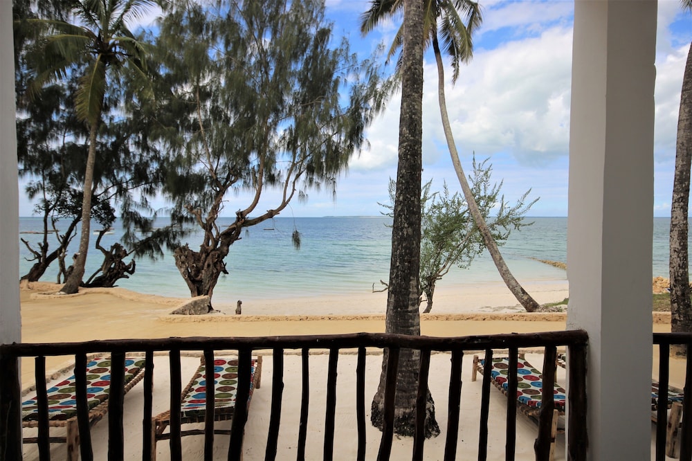 Zanzibar Bay Resort — Beach in Marumbi, Zanzibar South