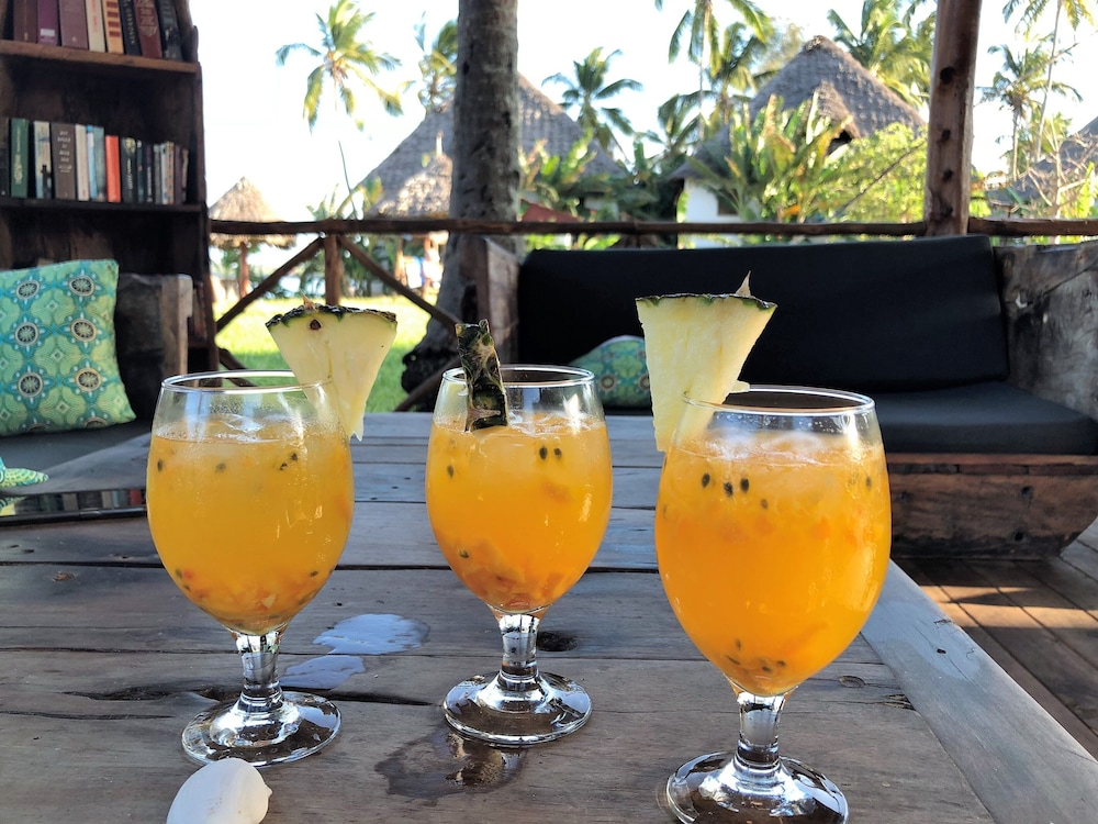 Zanzibar Bay Resort — Restaurant & bars in Marumbi, Zanzibar South