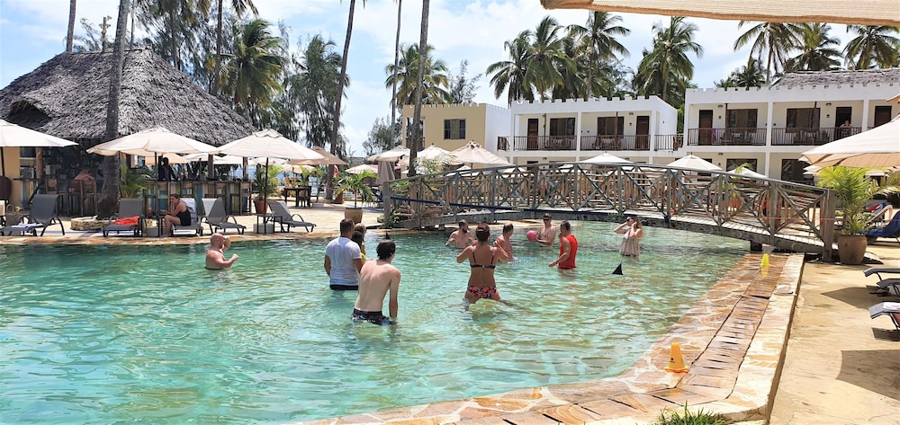 Zanzibar Bay Resort — Swimming pool in Marumbi, Zanzibar South