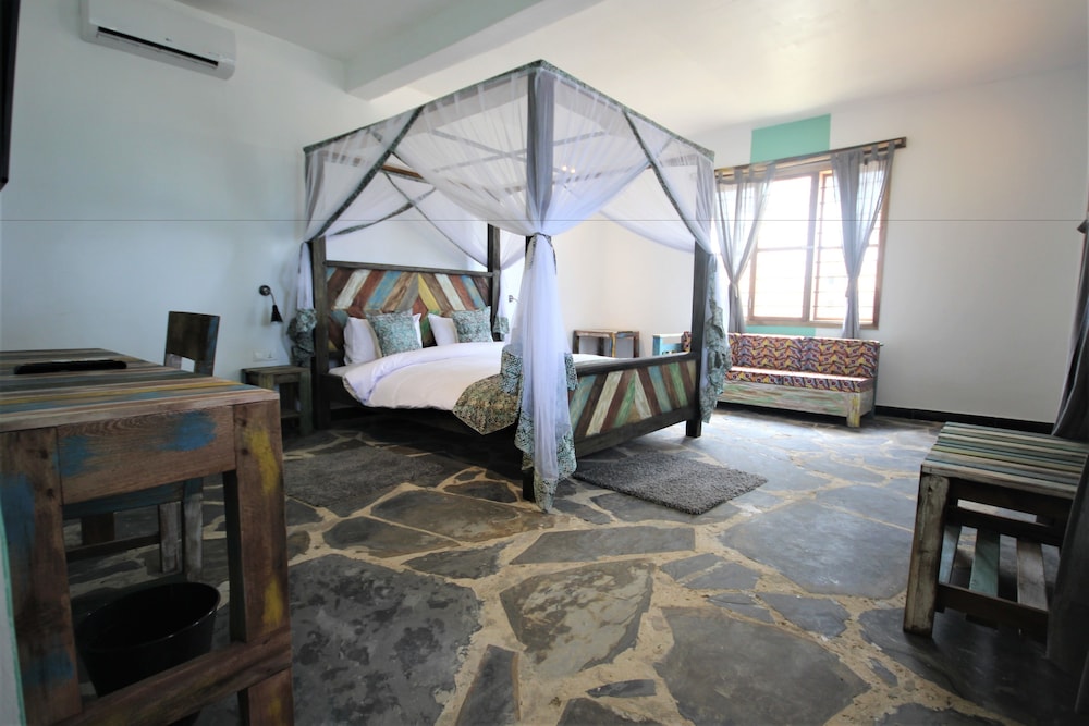 Zanzibar Bay Resort — Hotel rooms in Marumbi, Zanzibar South