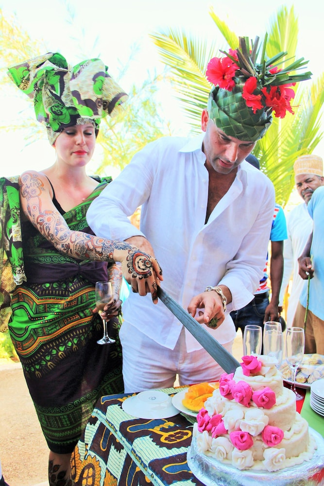 Zanzibar Bay Resort — Restaurant & bars in Marumbi, Zanzibar South
