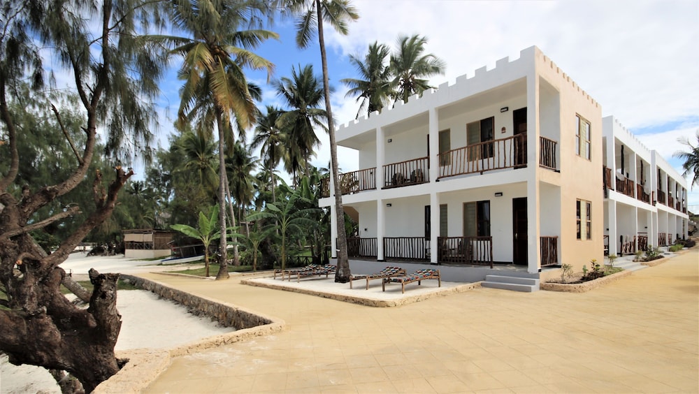 Zanzibar Bay Resort — Hotel building in Marumbi, Zanzibar South