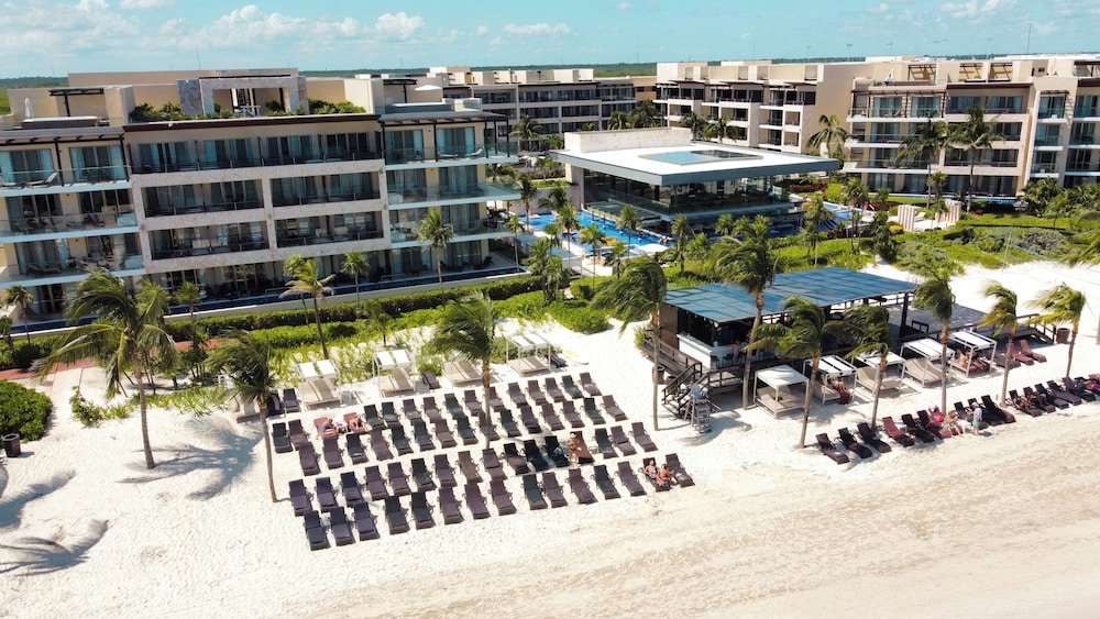 Royalton Hideaway Riviera Cancun, An Autograph Collection All-Inclusive Resort- Adults Only - Newly Renovated — Main photo in Puerto Morelos, Quintana Roo