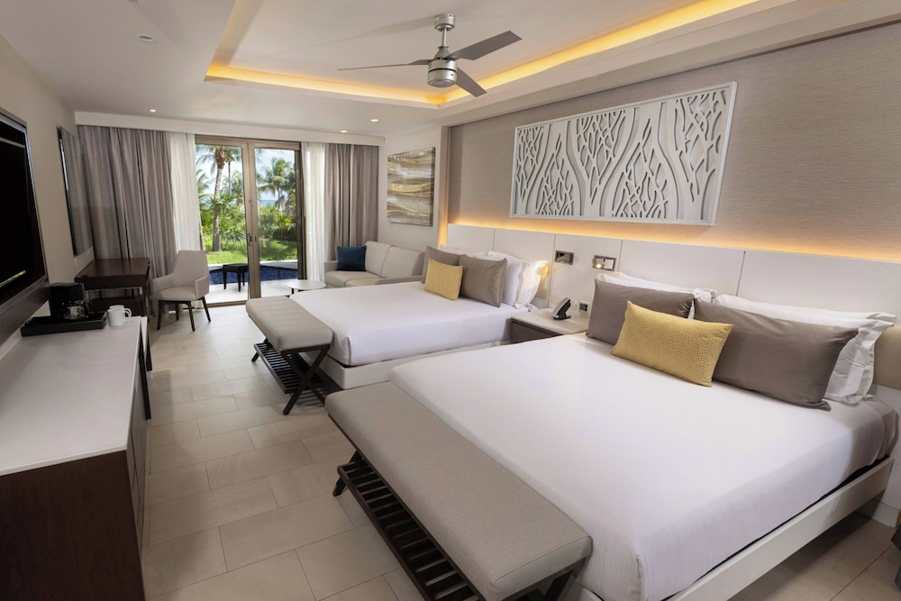 Royalton Hideaway Riviera Cancun, An Autograph Collection All-Inclusive Resort- Adults Only - Newly Renovated — Hotel rooms in Puerto Morelos, Quintana Roo
