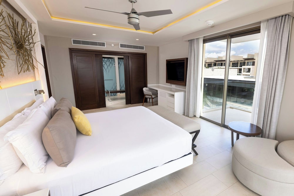 Royalton Hideaway Riviera Cancun, An Autograph Collection All-Inclusive Resort- Adults Only - Newly Renovated — Hotel rooms in Puerto Morelos, Quintana Roo