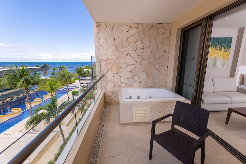 Royalton Hideaway Riviera Cancun, An Autograph Collection All-Inclusive Resort- Adults Only - Newly Renovated — Hotel rooms in Puerto Morelos, Quintana Roo