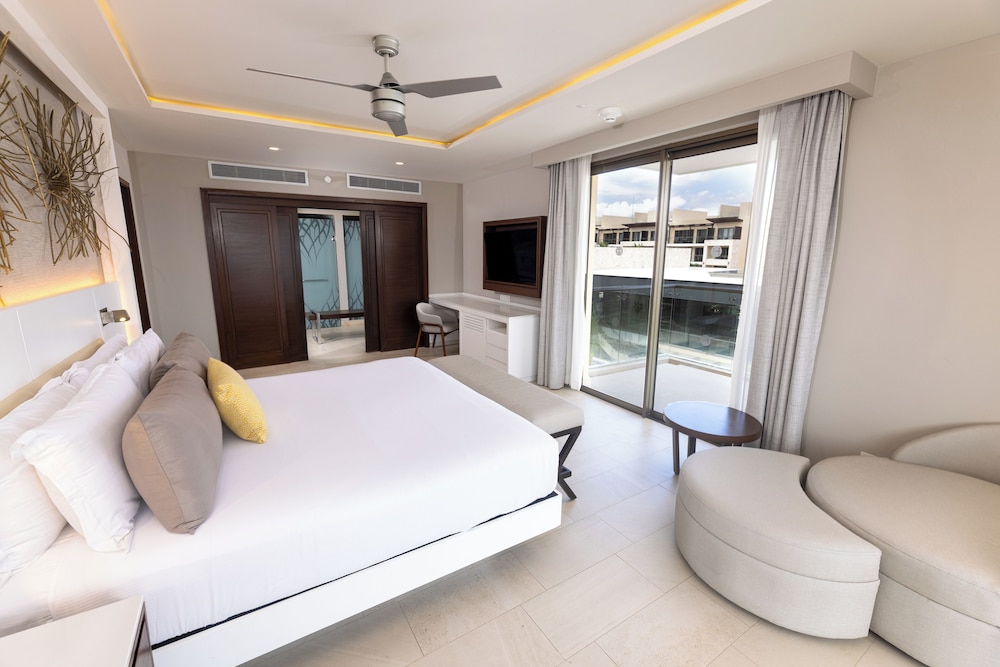 Royalton Hideaway Riviera Cancun, An Autograph Collection All-Inclusive Resort- Adults Only - Newly Renovated — Hotel rooms in Puerto Morelos, Quintana Roo