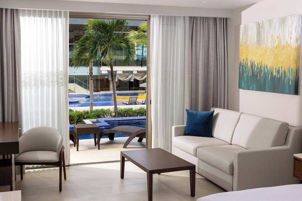 Royalton Hideaway Riviera Cancun, An Autograph Collection All-Inclusive Resort- Adults Only - Newly Renovated — Hotel rooms in Puerto Morelos, Quintana Roo