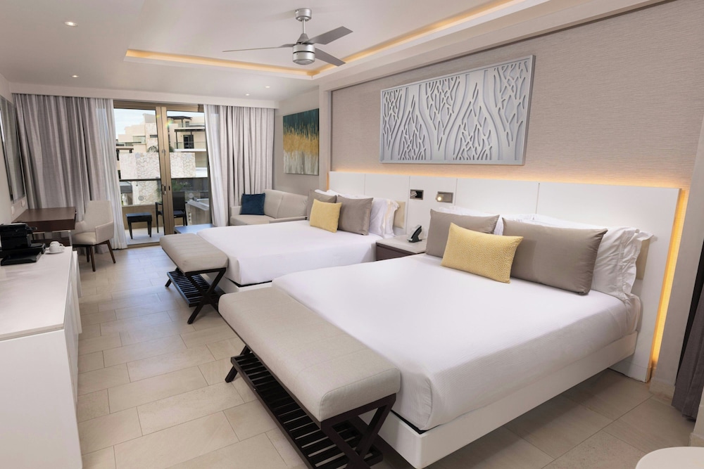 Royalton Hideaway Riviera Cancun, An Autograph Collection All-Inclusive Resort- Adults Only - Newly Renovated — Hotel rooms in Puerto Morelos, Quintana Roo