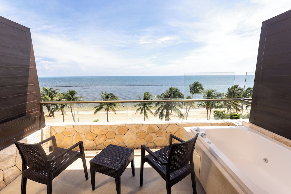Royalton Hideaway Riviera Cancun, An Autograph Collection All-Inclusive Resort- Adults Only - Newly Renovated — Hotel rooms in Puerto Morelos, Quintana Roo
