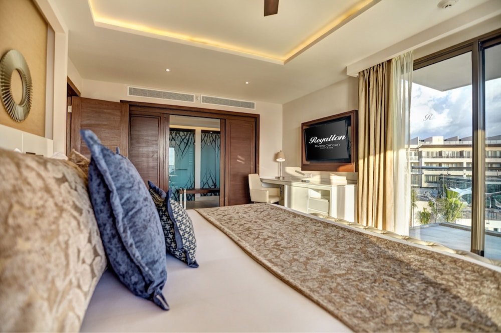 Royalton Hideaway Riviera Cancun, An Autograph Collection All-Inclusive Resort- Adults Only - Newly Renovated — Hotel rooms in Puerto Morelos, Quintana Roo