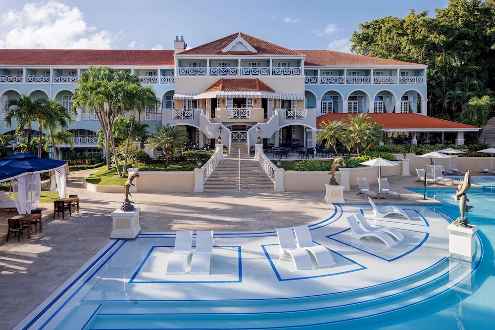 Sandals Jamaica Ocho Rios All Inclusive Adults Only — Hotel building in Ocho Rios