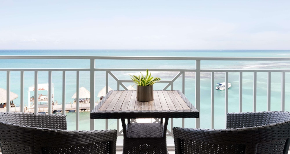 Sandals Jamaica Ocho Rios All Inclusive Adults Only — Beach in Ocho Rios
