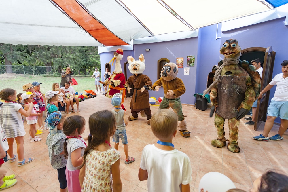 Sunrise Resort Hotel - All Inclusive — Attractions for children in Manavgat