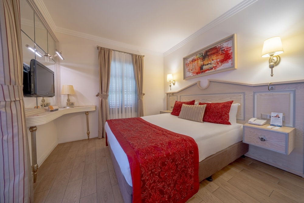 Sunrise Resort Hotel - All Inclusive — Hotel rooms in Manavgat