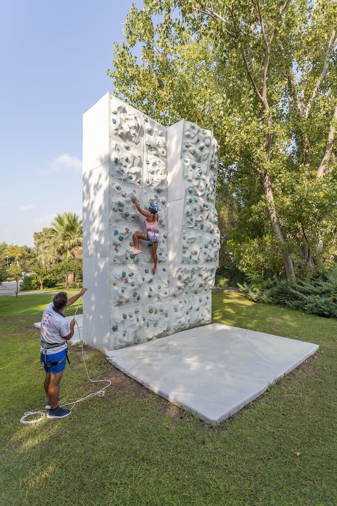 Sunrise Resort Hotel - All Inclusive — Sports & recreation in Manavgat