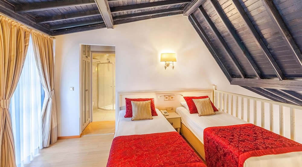 Sunrise Resort Hotel - All Inclusive — Hotel rooms in Manavgat