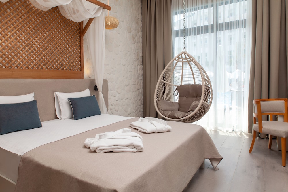 Side Royal Style Hotel — Hotel rooms in Side