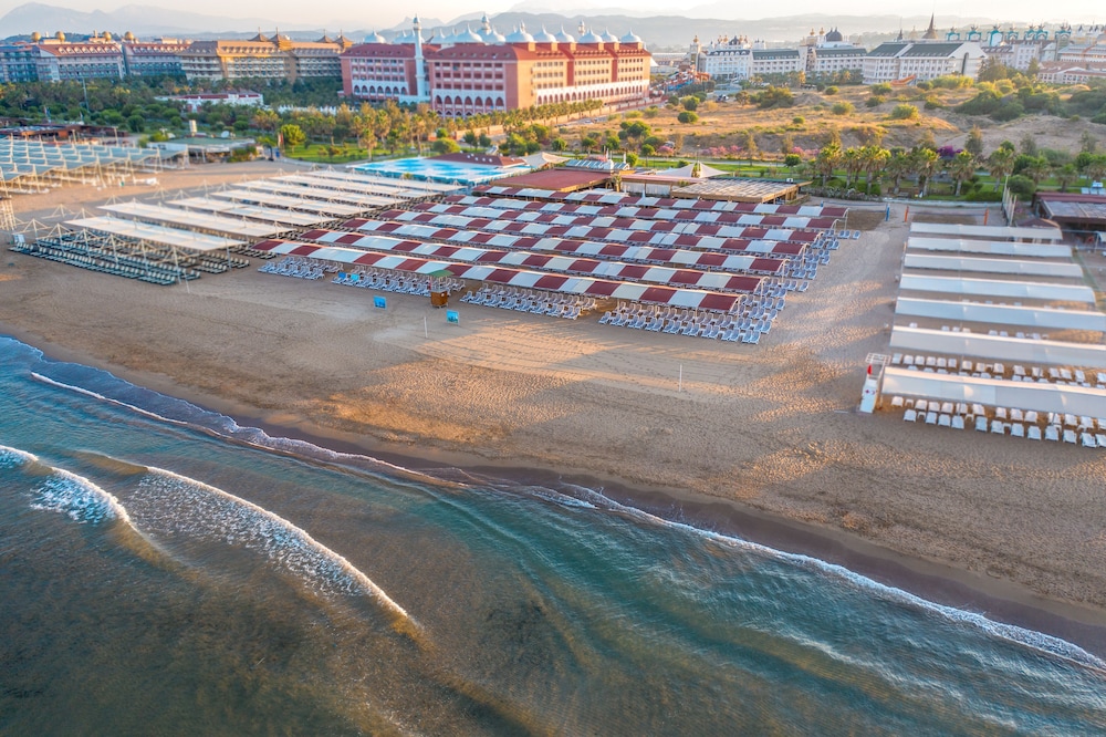 Side Royal Style Hotel — Beach in Side