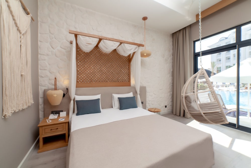 Side Royal Style Hotel — Hotel rooms in Side