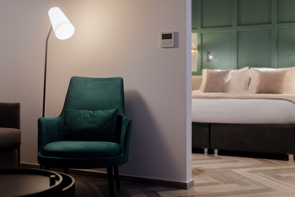 The Embassy Valletta Hotel — Hotel rooms in Valletta, Malta Island