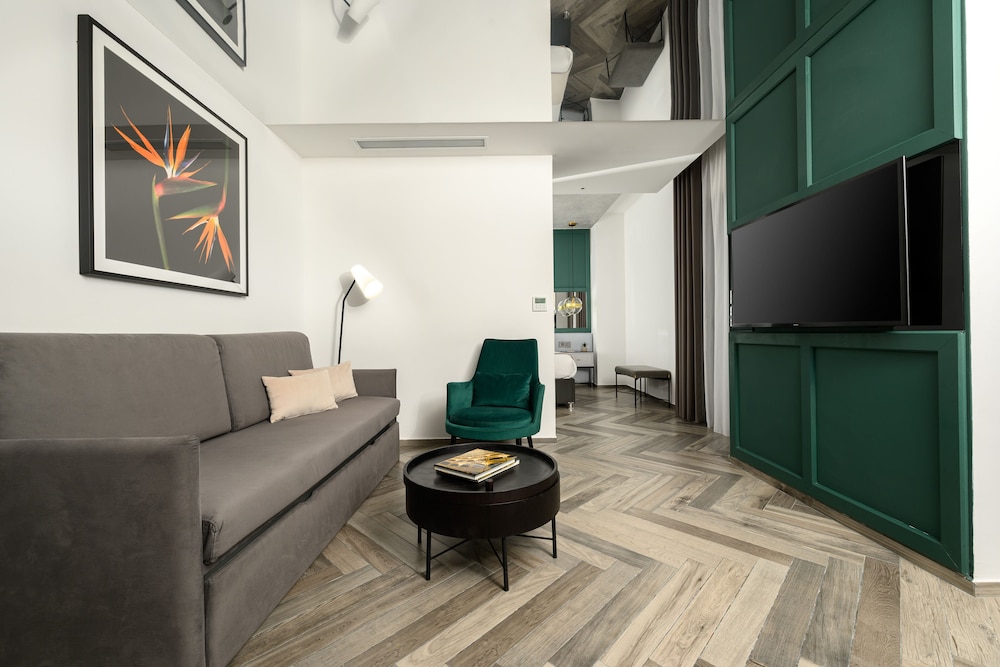 The Embassy Valletta Hotel — Hotel rooms in Valletta, Malta Island